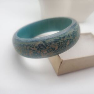 Antique wooden‎ carved green bracelet bangle